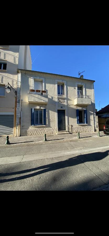 Villa Magali - Appartement Climatise T3 Duplex - Grau-Du-Roi - Hypercentre 20 M De La Plage Le Grau-du-Roi Exteriér fotografie