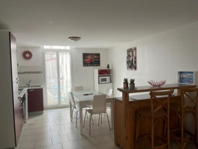 Villa Magali - Appartement Climatise T3 Duplex - Grau-Du-Roi - Hypercentre 20 M De La Plage Le Grau-du-Roi Exteriér fotografie